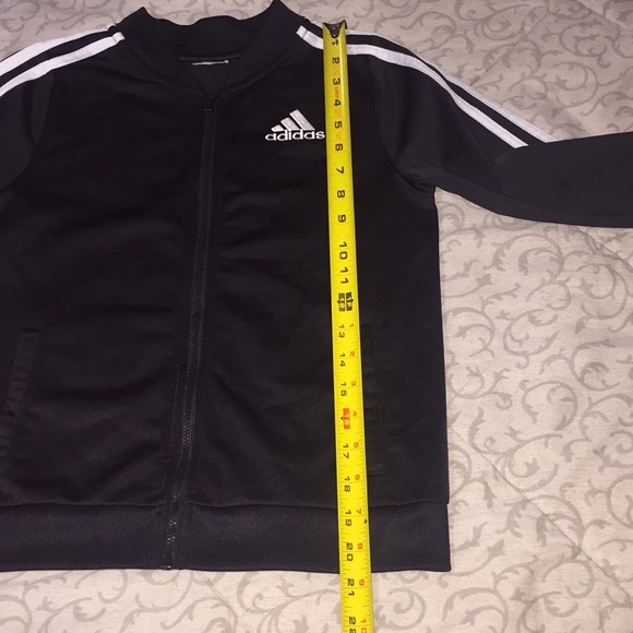 ✅Kids Adidas Track Jacket - Picture 3 of 6